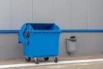 <h3>Commercial wheelie bin</h3>